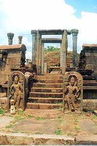 ancient1.jpg (18185 bytes)