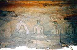 day2.jpg (13239 bytes)